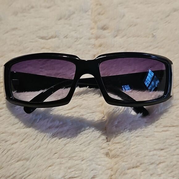 7 Pair of Stylish Black and Brown Sunglasses - Picture 6 of 8